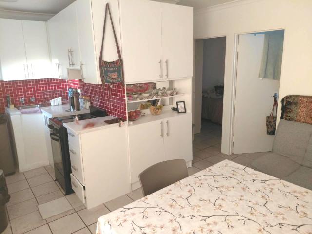 2 BEDROOM APARTMENT TO LET IN SOUGHT AFTER COMPLEX