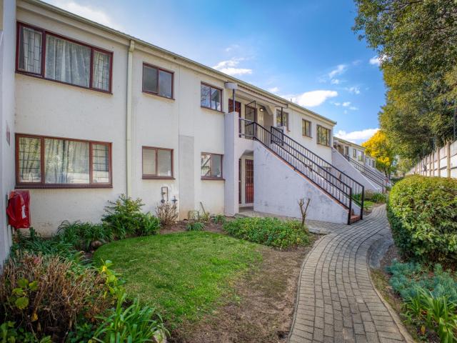 2 Bedroom Apartment To Let in Sunninghill