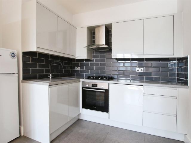 2 bedroom Apartment to let Opladen Way, Bracknell, Berkshire, RG12