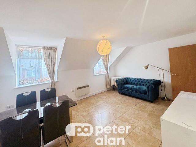 2 bedroom apartment to rent