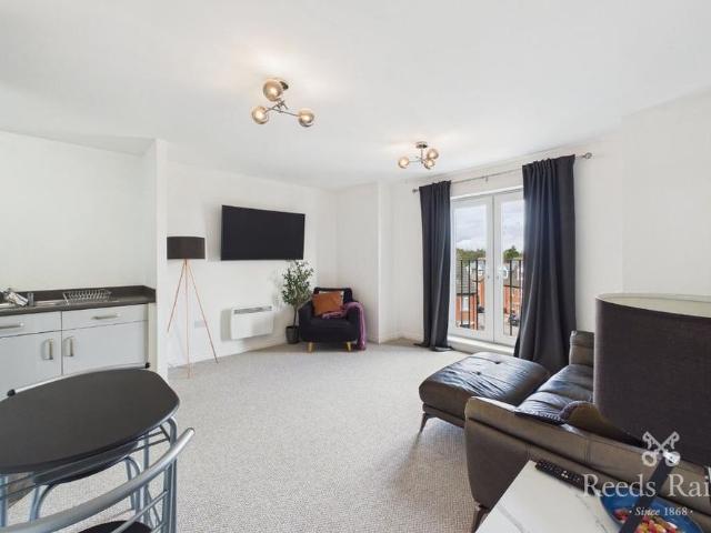 2 bedroom apartment to rent