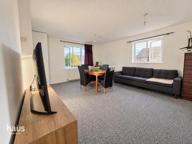 2 bedroom apartment to rent