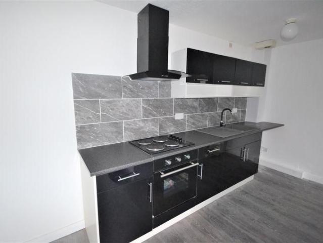 2 bedroom apartment to rent