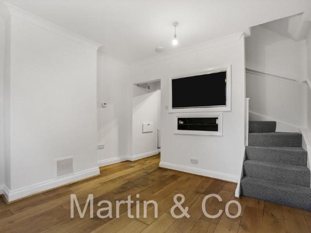 2 bedroom apartment to rent