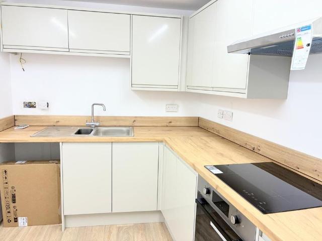 2 bedroom apartment to rent