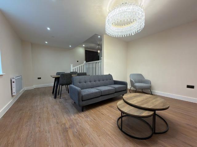 2 bedroom apartment to rent