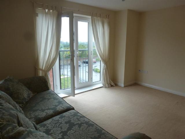 2 bedroom apartment to rent