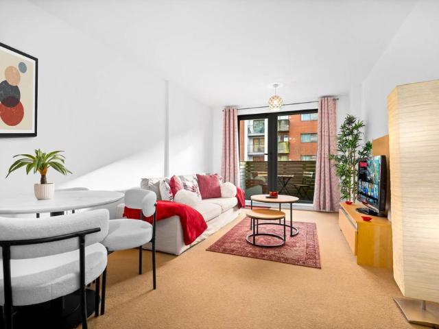 2 bedroom apartment to rent