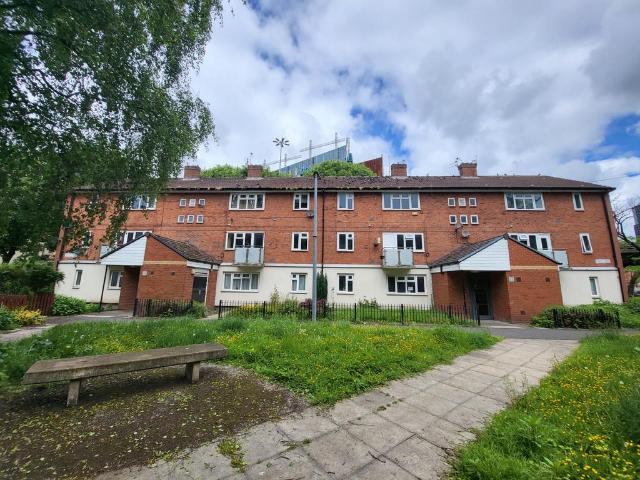 2 bedroom apartment to rent