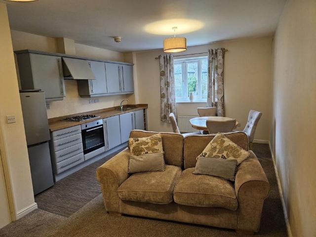 2 bedroom apartment to rent