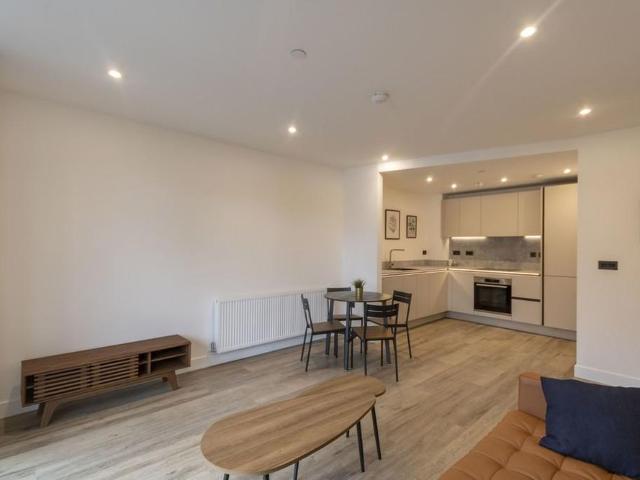 2 bedroom apartment to rent