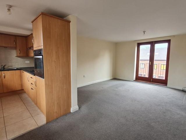 2 bedroom apartment to rent