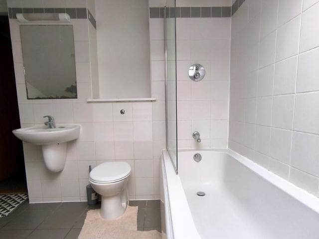 2 bedroom apartment to rent