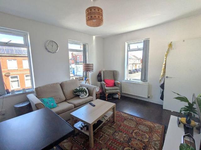 2 bedroom apartment to rent