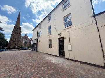 2 bedroom apartment to rent