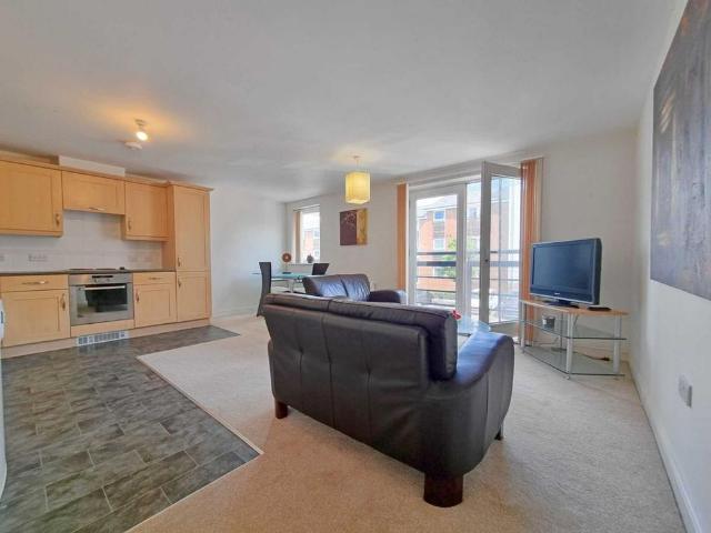 2 bedroom apartment to rent