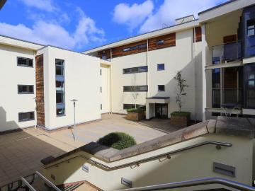 North East, North England - Balcony, Equipped kitchen