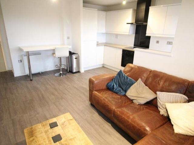 2 bedroom apartment to rent