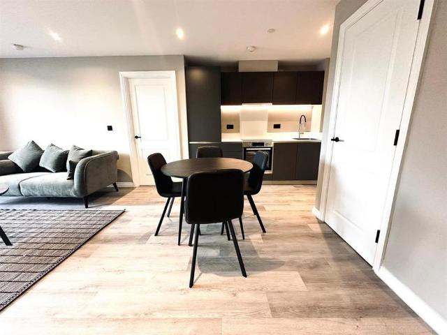2 bedroom apartment to rent