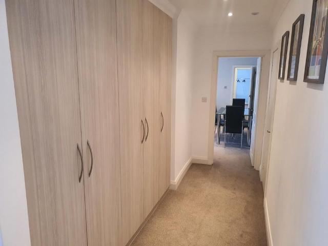 2 bedroom apartment to rent