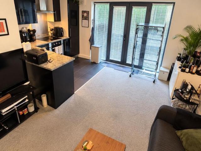 2 bedroom apartment to rent