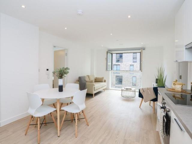 2 bedroom apartment to rent