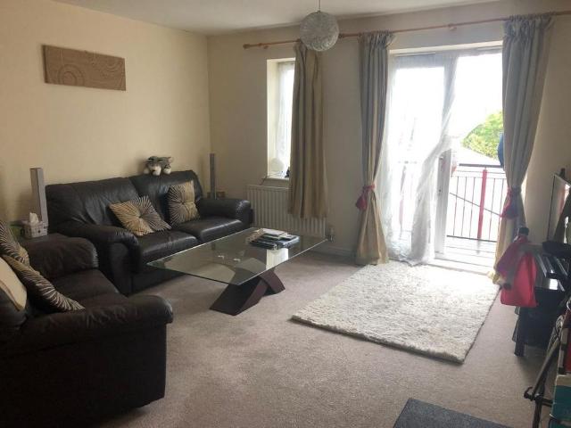2 bedroom apartment to rent