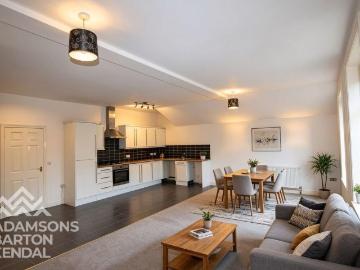 2 bedroom apartment to rent
