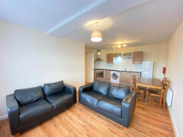 2 bedroom apartment to rent
