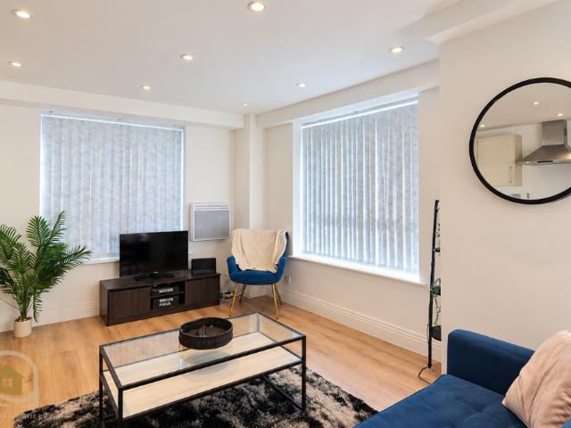 2 bedroom apartment to rent