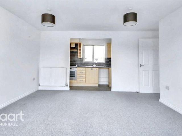 2 bedroom apartment to rent