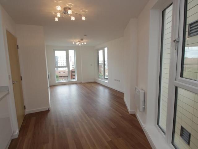 2 bedroom apartment to rent