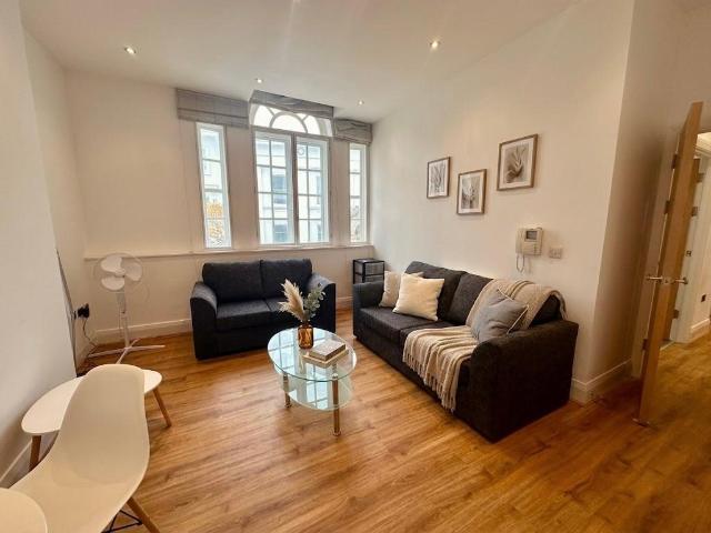 2 bedroom apartment to rent