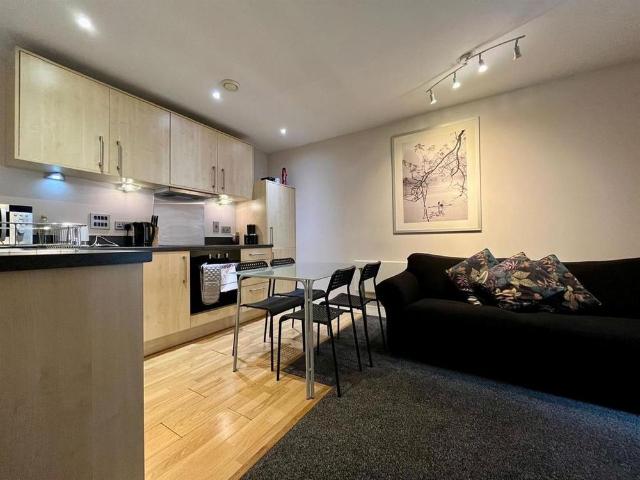 2 bedroom apartment to rent
