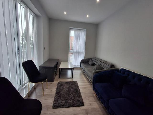 2 bedroom apartment to rent