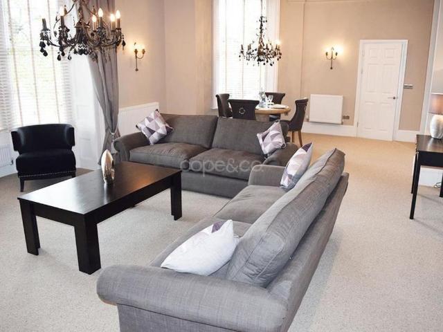 2 bedroom apartment to rent
