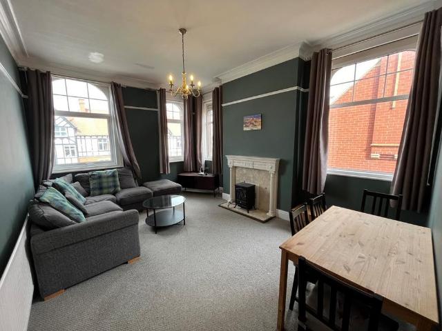 2 bedroom apartment to rent