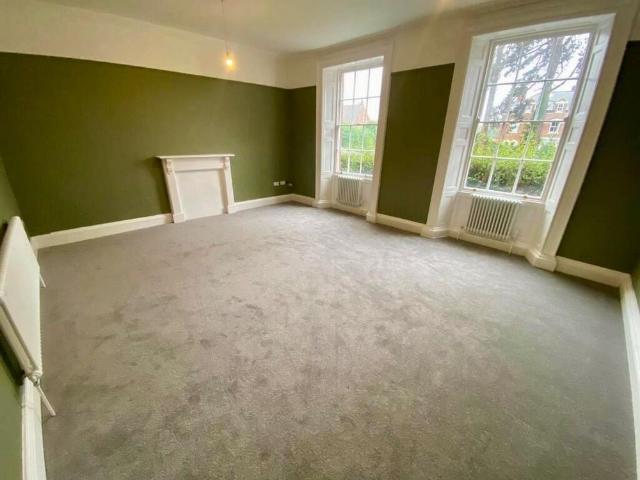 2 bedroom apartment to rent