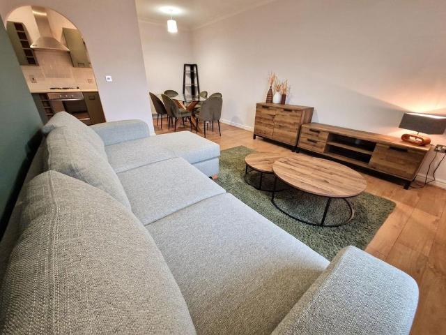 2 bedroom apartment to rent