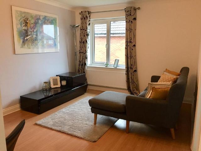 2 bedroom apartment to rent