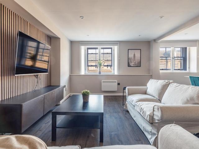 2 bedroom apartment to rent