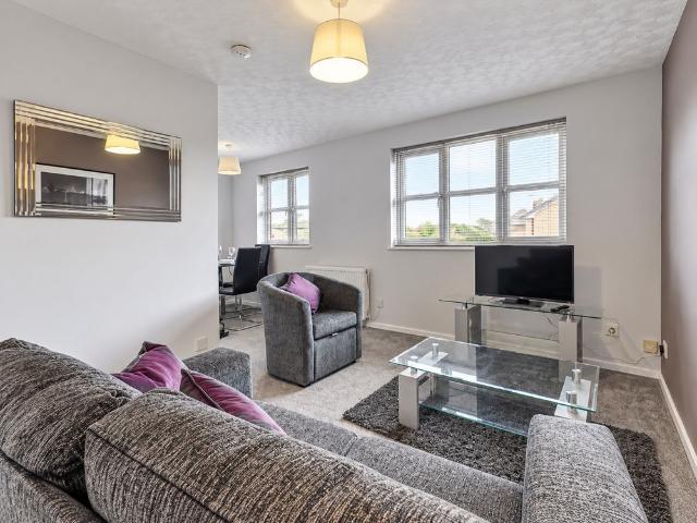 2 bedroom apartment to rent