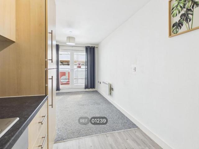 2 bedroom apartment to rent