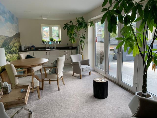 2 bedroom apartment to rent