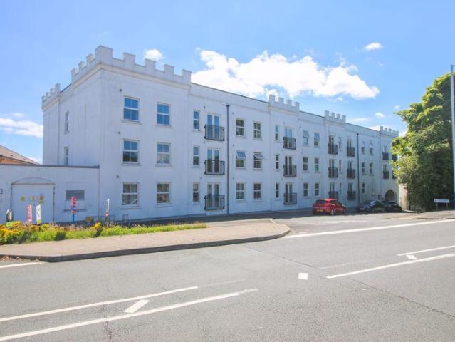 2 bedroom apartment to rent