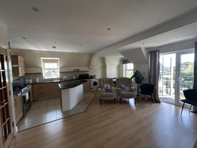 2 bedroom apartment to rent