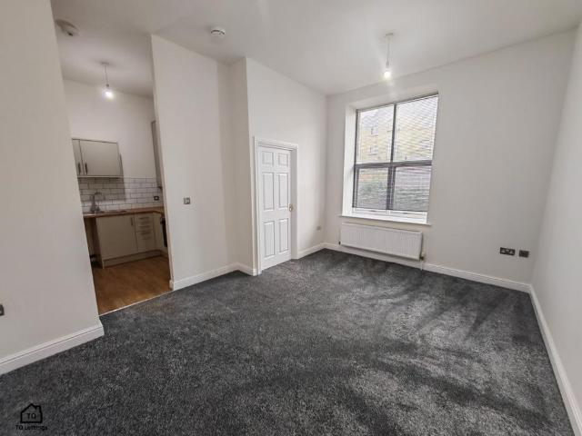 2 bedroom apartment to rent