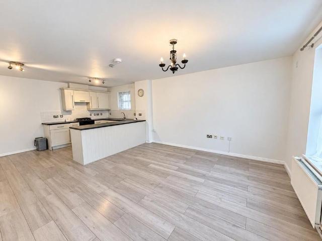 2 bedroom apartment to rent