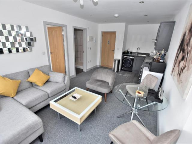 2 bedroom apartment to rent