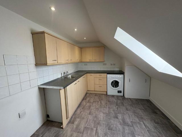 2 bedroom apartment to rent